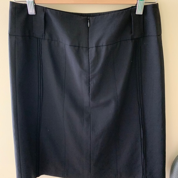 Teenflo knee length skirt - Picture 2 of 2